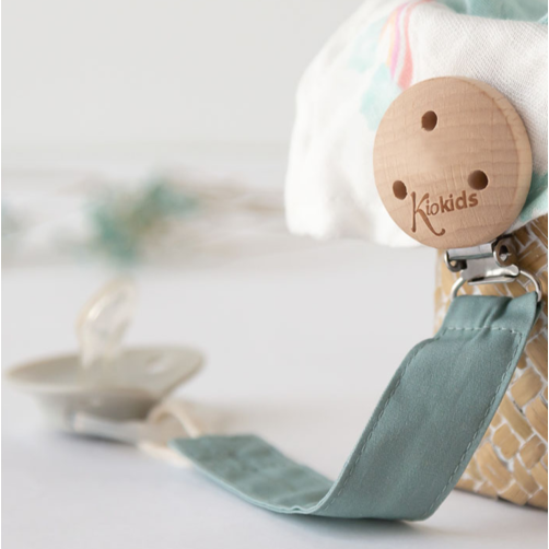 KIOKIDS SUJETACHUPETES MADERA SALVIA